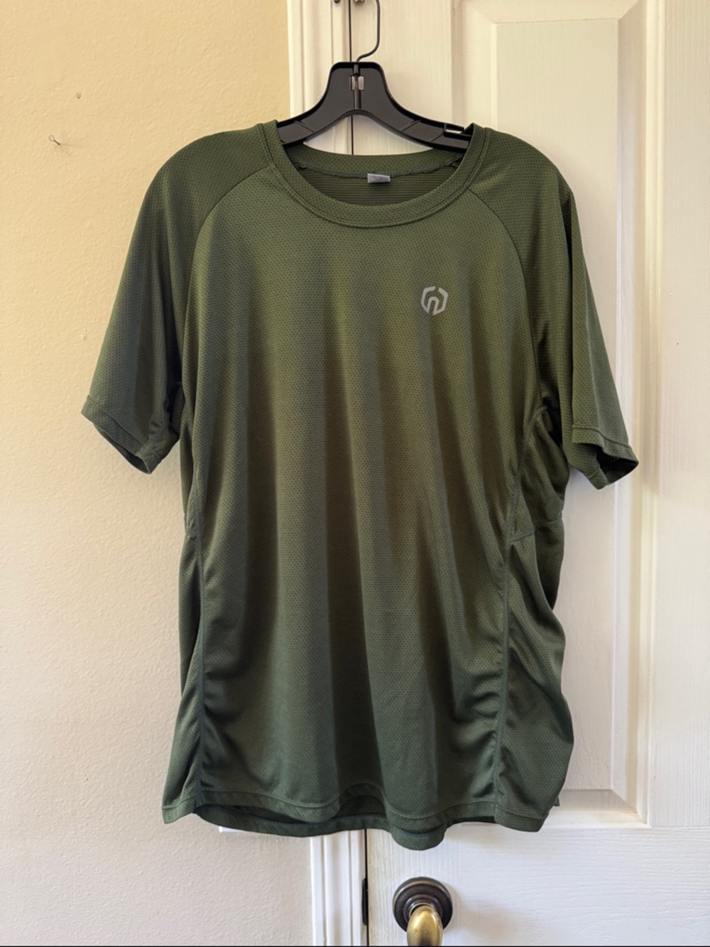 Men's Olive Green Performance Tee - Active Shirt